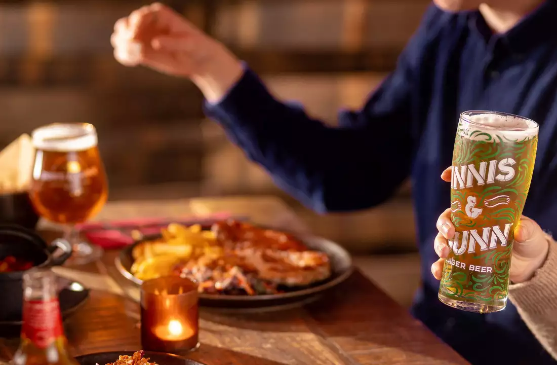 Taproom food and drink 2200 x 1440